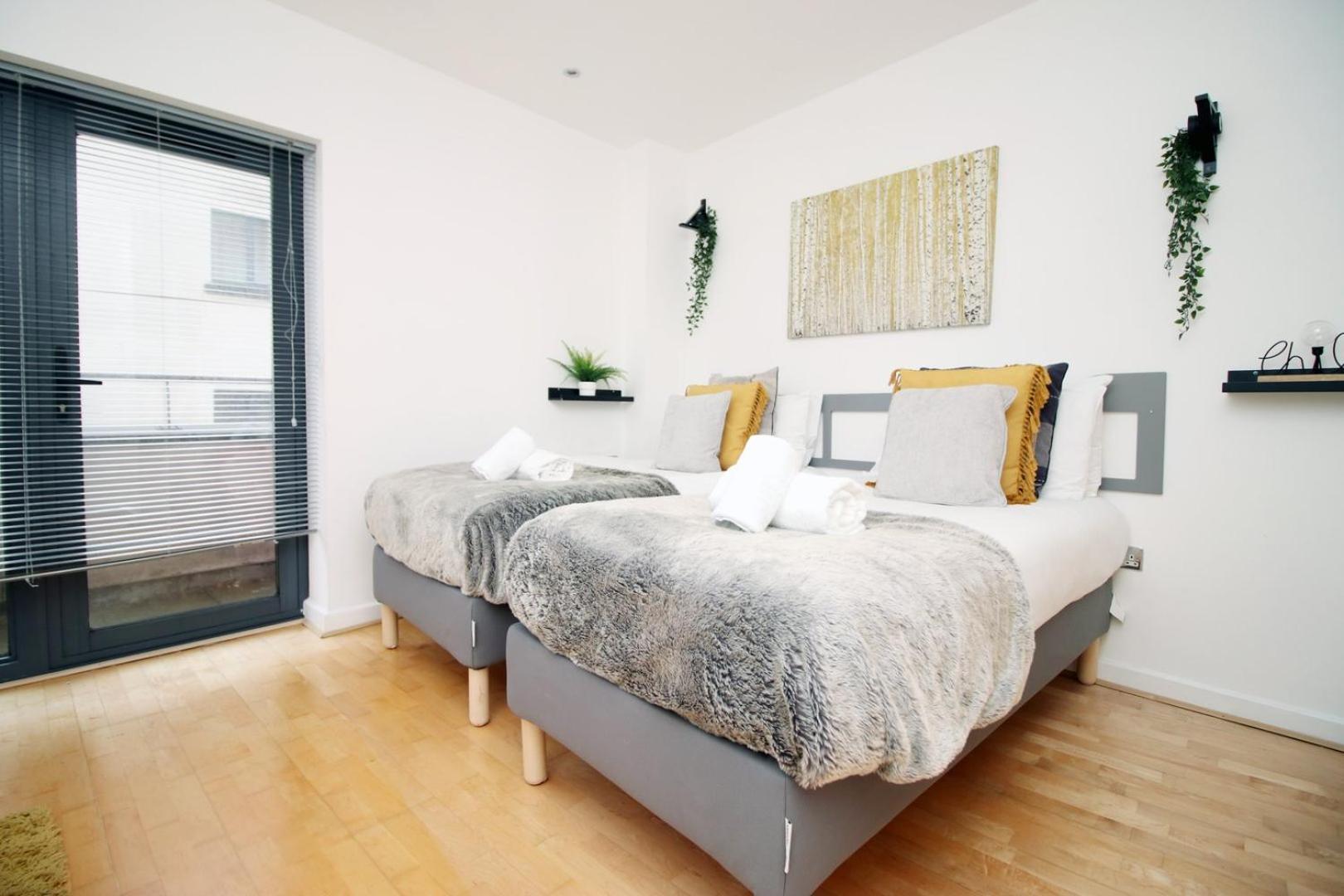 Centrally Located Spacious 2Br | Cohost Partners Cardiff Eksteriør billede