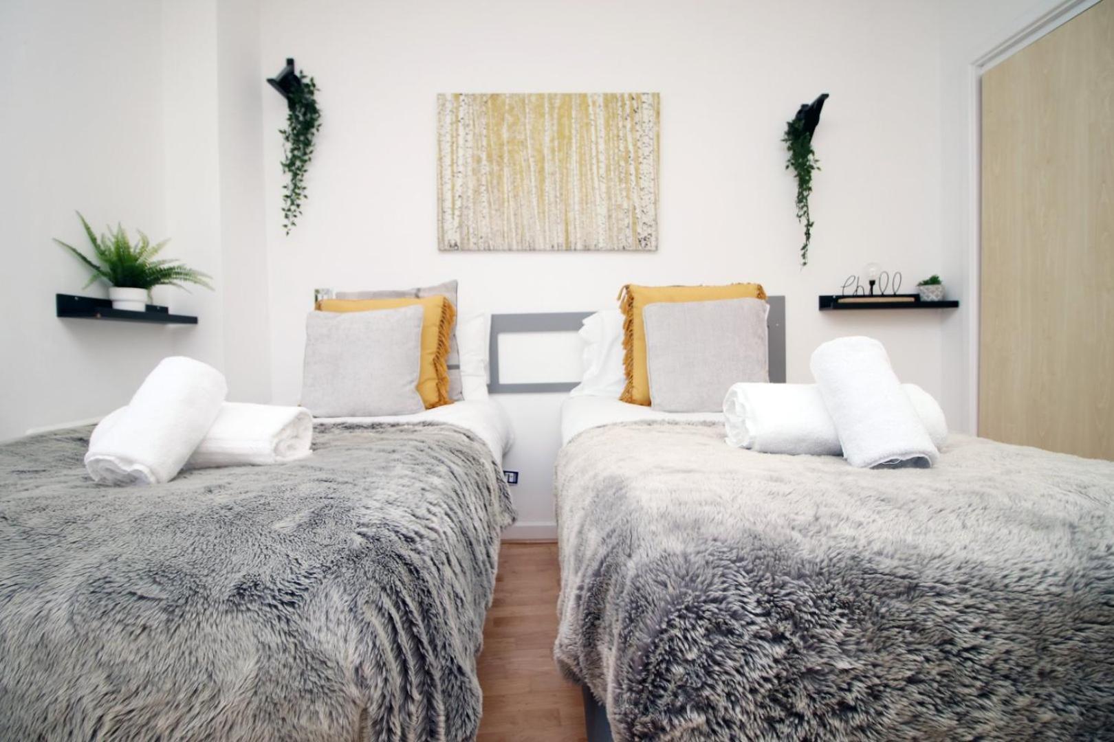 Centrally Located Spacious 2Br | Cohost Partners Cardiff Eksteriør billede