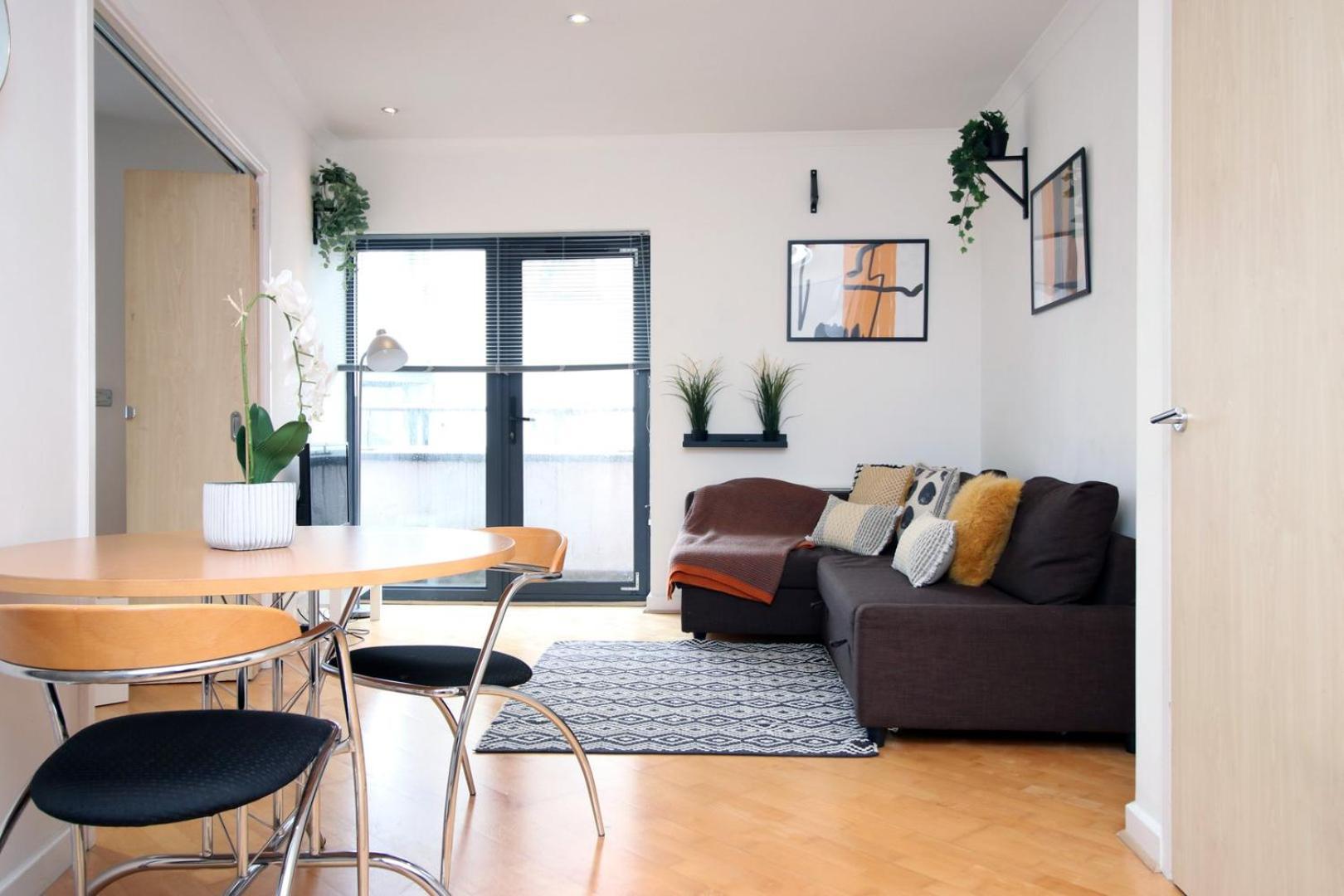 Centrally Located Spacious 2Br | Cohost Partners Cardiff Eksteriør billede