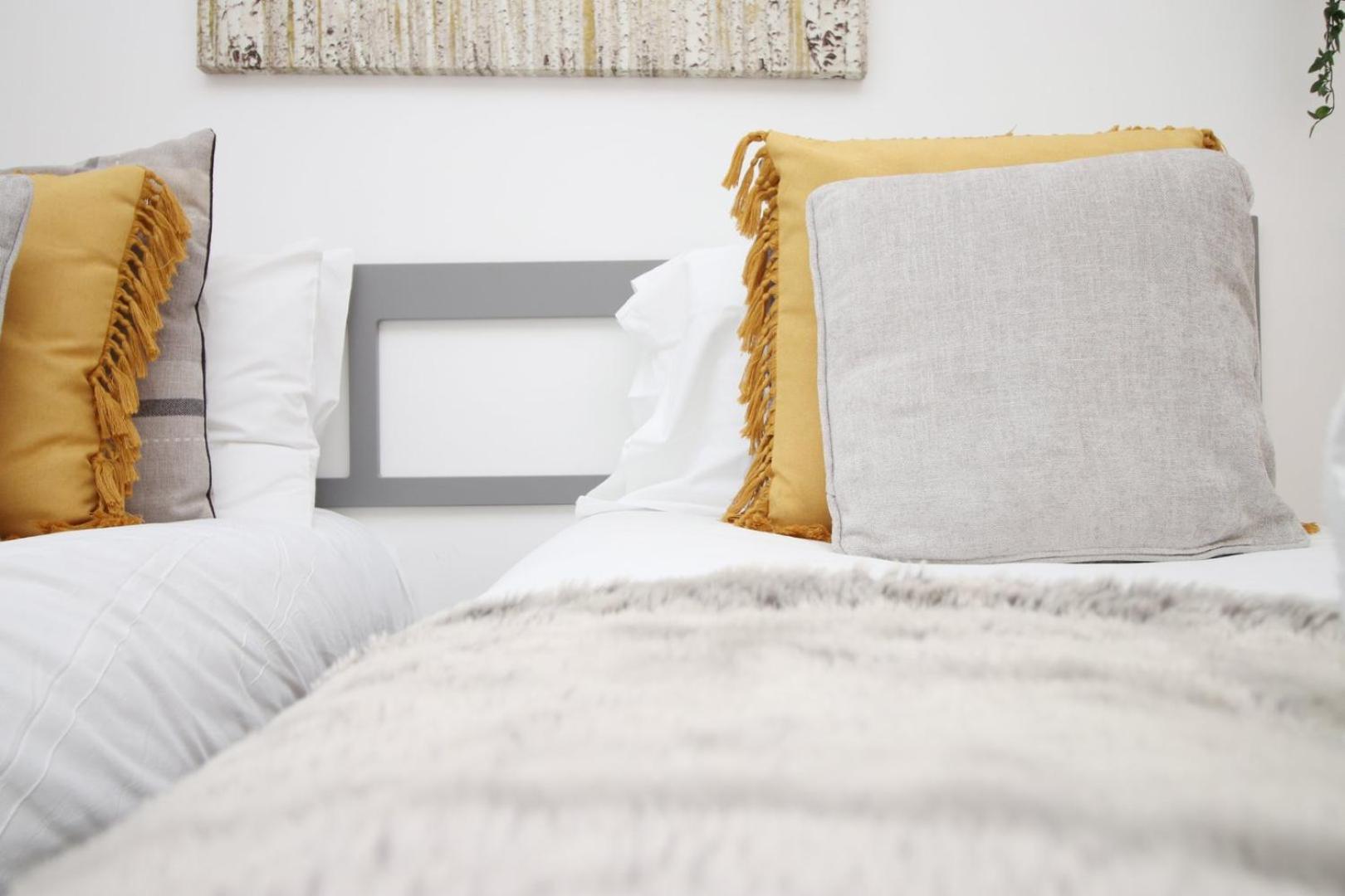 Centrally Located Spacious 2Br | Cohost Partners Cardiff Eksteriør billede