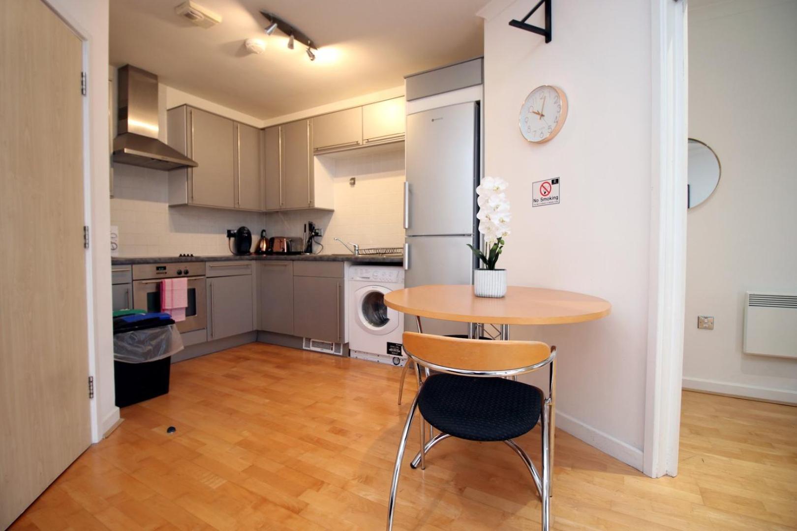 Centrally Located Spacious 2Br | Cohost Partners Cardiff Eksteriør billede