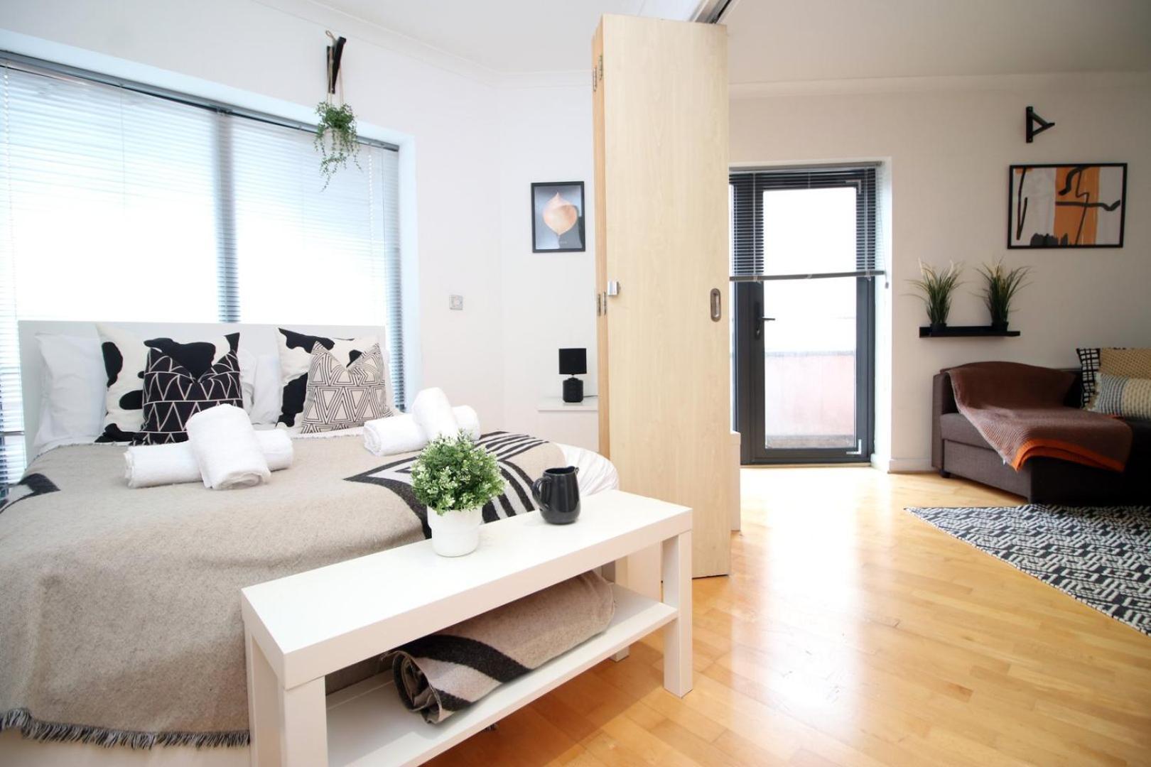 Centrally Located Spacious 2Br | Cohost Partners Cardiff Eksteriør billede